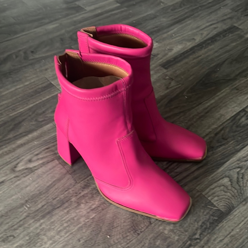 New Hot pink boots